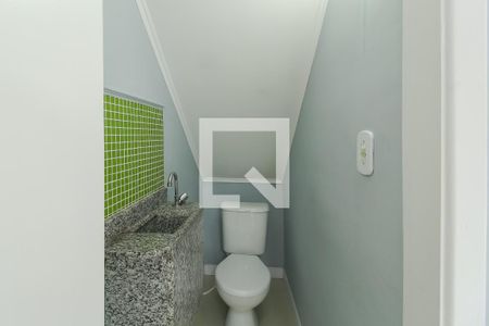 Lavabo de casa de condomínio para alugar com 2 quartos, 78m² em Vila Emilio, Mauá
