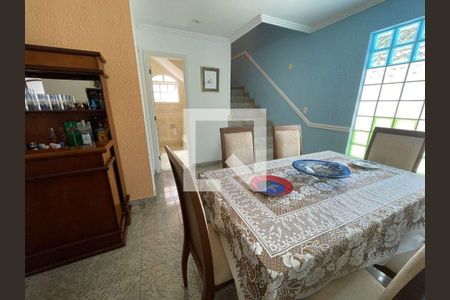 Casa à venda com 3 quartos, 220m² em São Francisco, Niterói