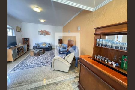 Casa à venda com 3 quartos, 220m² em São Francisco, Niterói