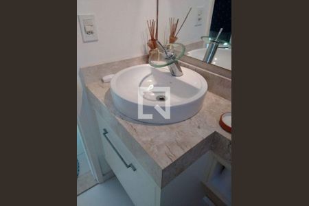 Casa à venda com 3 quartos, 300m² em Piratininga, Niterói