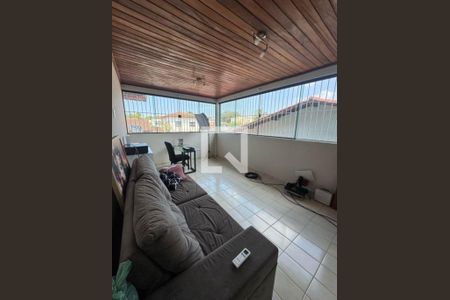 Casa à venda com 3 quartos, 170m² em Itaipu, Niterói