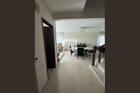 Casa à venda com 3 quartos, 170m² em Itaipu, Niterói