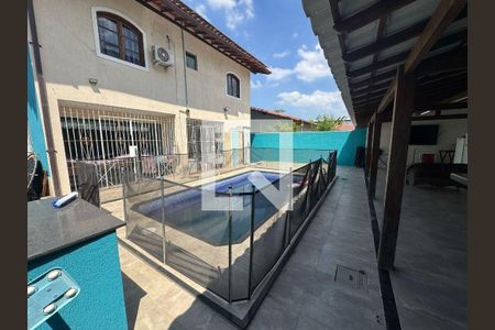 Casa à venda com 3 quartos, 170m² em Itaipu, Niterói