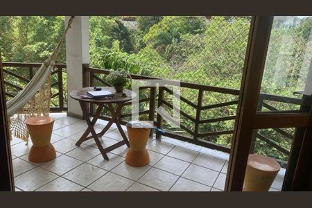 Casa à venda com 4 quartos, 250m² em Pendotiba, Niterói