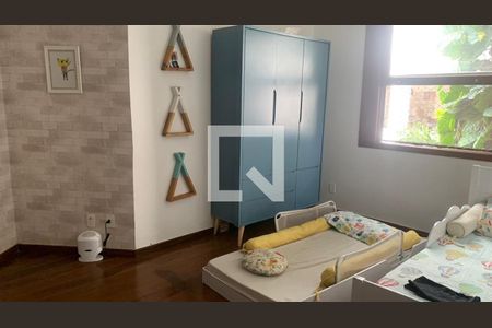 Casa à venda com 4 quartos, 250m² em Pendotiba, Niterói