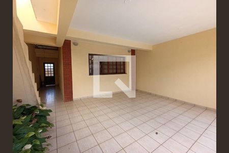 Casa à venda com 3 quartos, 202m² em Vila Sonia, São Paulo