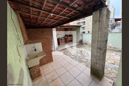 Casa à venda com 3 quartos, 230m² em Jaguaré, São Paulo