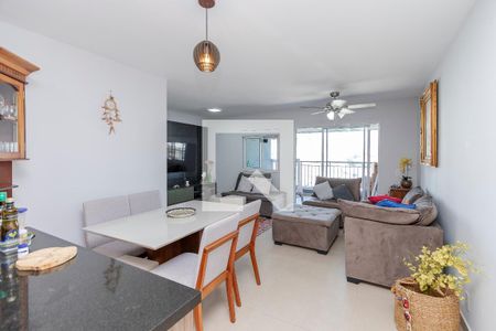 Sala de apartamento para alugar com 2 quartos, 83m² em Santo Amaro, São Paulo