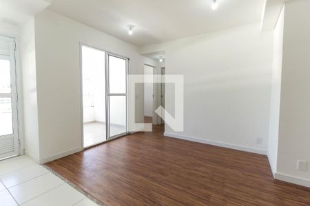 Sala de apartamento para alugar com 1 quarto, 46m² em Vila Carmosina, São Paulo