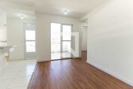 Sala de apartamento para alugar com 1 quarto, 46m² em Vila Carmosina, São Paulo
