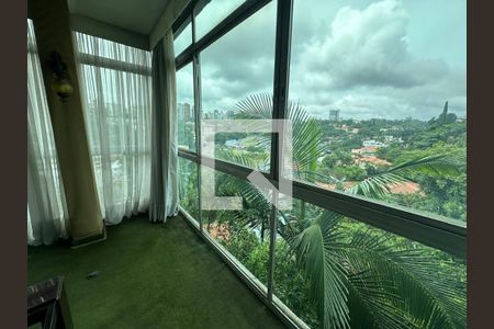 Casa à venda com 3 quartos, 600m² em Pacaembu, São Paulo