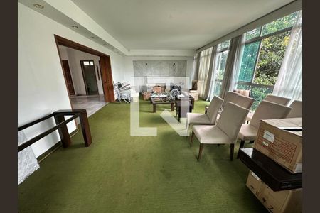 Casa à venda com 3 quartos, 600m² em Pacaembu, São Paulo