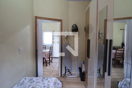 Quarto 1 de casa à venda com 2 quartos, 48m² em Mathias Velho, Canoas