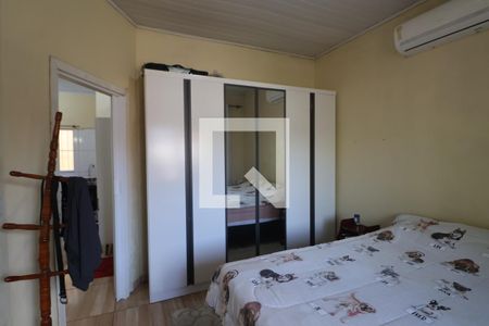 Quarto 2 de casa à venda com 2 quartos, 48m² em Mathias Velho, Canoas