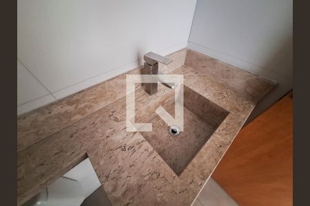 Banheiro de apartamento à venda com 2 quartos, 52m² em Água Fria, São Paulo