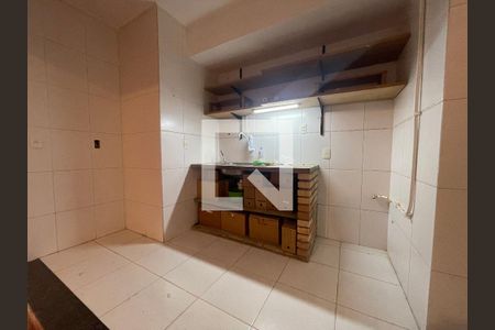 Cozinha de apartamento à venda com 2 quartos, 64m² em Butantã, São Paulo
