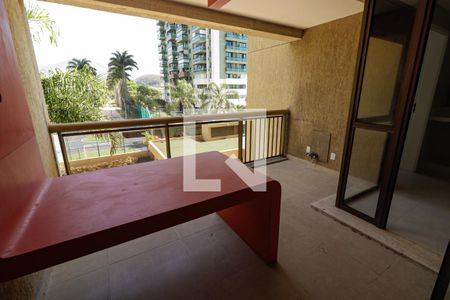 Varanda da Sala de apartamento à venda com 4 quartos, 262m² em Barra da Tijuca, Rio de Janeiro