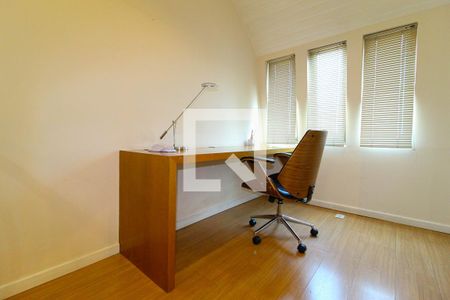 Sala - Mezanino de apartamento à venda com 3 quartos, 79m² em Vila Nova Conceição, São Paulo