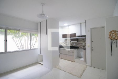 Sala de apartamento para alugar com 2 quartos, 43m² em Vila Mazzei, São Paulo