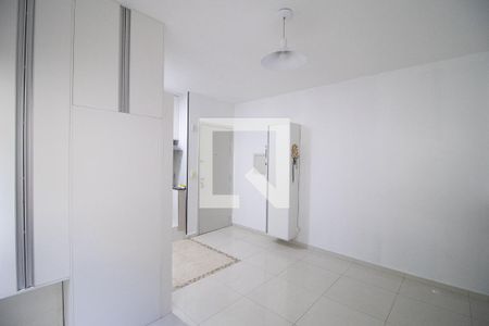 Sala de apartamento para alugar com 2 quartos, 43m² em Vila Mazzei, São Paulo