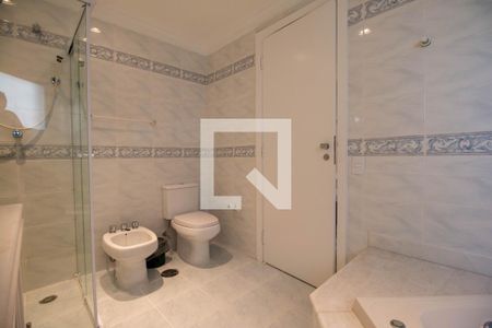Banheiro da Suíte 1 de apartamento à venda com 4 quartos, 205m² em Campo Belo, São Paulo
