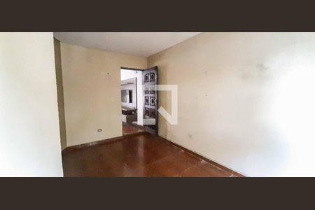 Suíte de casa à venda com 7 quartos, 600m² em Novo Osasco, Osasco