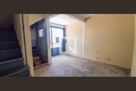 Garagem de casa à venda com 7 quartos, 600m² em Novo Osasco, Osasco