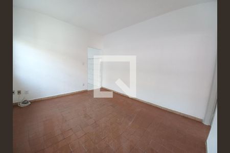 Sala de casa para alugar com 3 quartos, 100m² em Catiapoã, São Vicente