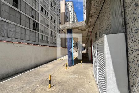Área comum - Garagem de apartamento para alugar com 1 quarto, 69m² em Aparecida, Santos