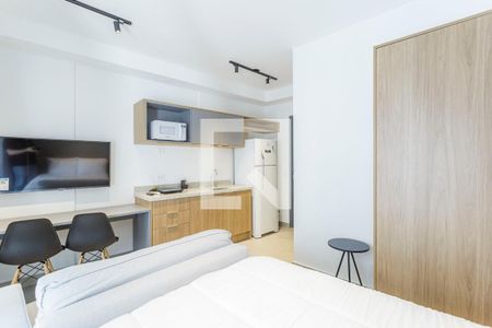 Sala/Quarto de kitnet/studio para alugar com 1 quarto, 26m² em Indianópolis, São Paulo