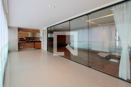 Varanda de apartamento para alugar com 3 quartos, 234m² em Barra da Tijuca, Rio de Janeiro