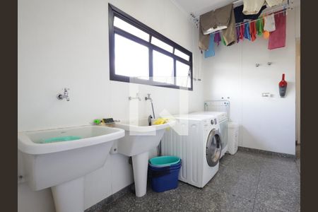 Área de Serviço de apartamento à venda com 3 quartos, 251m² em Real Parque, São Paulo