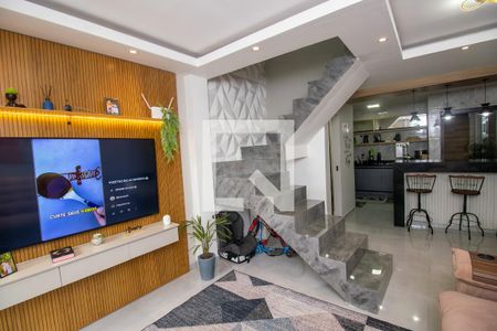 Sala de casa de condomínio à venda com 2 quartos, 120m² em Vargem Pequena, Rio de Janeiro