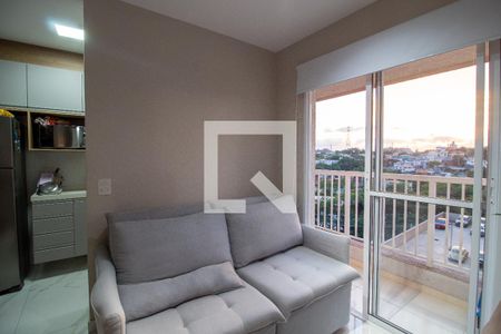 Sala de apartamento para alugar com 2 quartos, 43m² em Parque Pinheiros, São Paulo