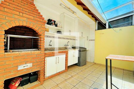 Área de Serviço de casa à venda com 3 quartos, 138m² em Jardim Santa Mena, Guarulhos