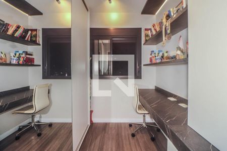 Quarto de apartamento à venda com 2 quartos, 58m² em Jardim do Salso, Porto Alegre