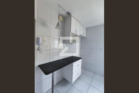 Cozinha de apartamento para alugar com 1 quarto, 48m² em Q 301, Brasília