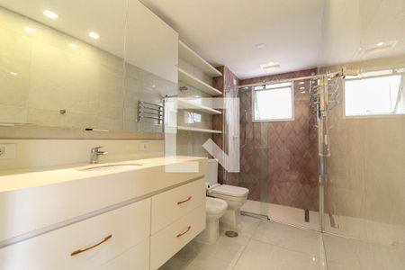 Banheiro de apartamento à venda com 1 quarto, 38m² em Indianópolis, São Paulo