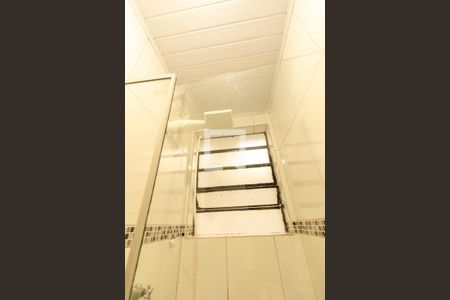 Banheiro Social de apartamento para alugar com 1 quarto, 28m² em Água Verde, Curitiba