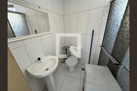 Banheiro de kitnet/studio à venda com 1 quarto, 48m² em Campina, São Leopoldo