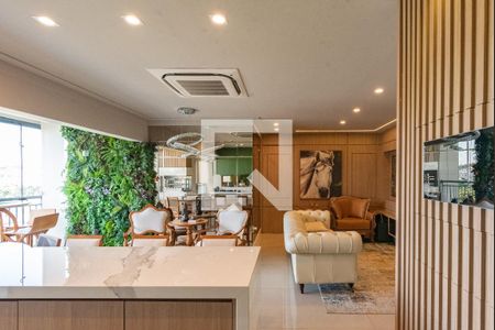 Sala de apartamento à venda com 2 quartos, 107m² em Swiss Park, Campinas