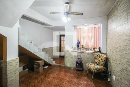 Sala de casa para alugar com 2 quartos, 150m² em Centro, Nilópolis