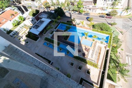 VISTA DA VARANDA Sala de apartamento à venda com 3 quartos, 82m² em Mansões Santo Antônio, Campinas