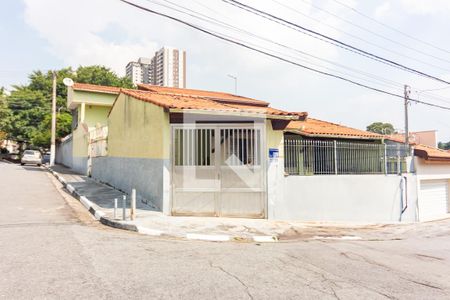 Fachada de casa à venda com 4 quartos, 193m² em Centro, Osasco