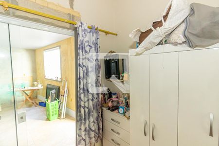 Quarto de casa para alugar com 2 quartos, 360m² em Marechal Hermes, Rio de Janeiro