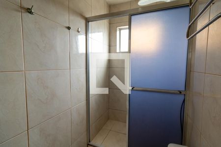 Banheiro de apartamento para alugar com 1 quarto, 46m² em Vila Nova, Porto Alegre