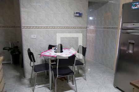 Cozinha de casa à venda com 5 quartos, 274m² em Padroeira, Osasco