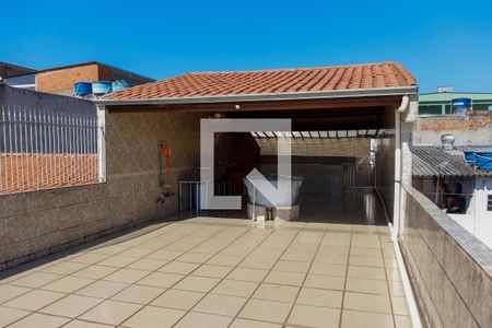 Sacada de casa à venda com 5 quartos, 274m² em Padroeira, Osasco