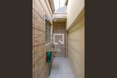Lavanderia de casa à venda com 5 quartos, 274m² em Padroeira, Osasco