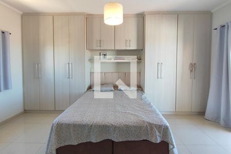 Quarto 1 de casa para alugar com 4 quartos, 300m² em Jardim Itatiaia, Campinas